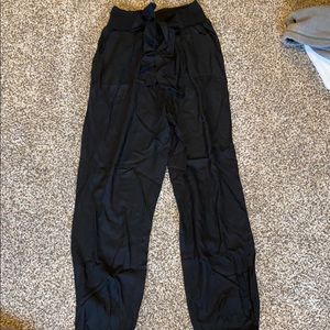 American Eagle tie jogger pants